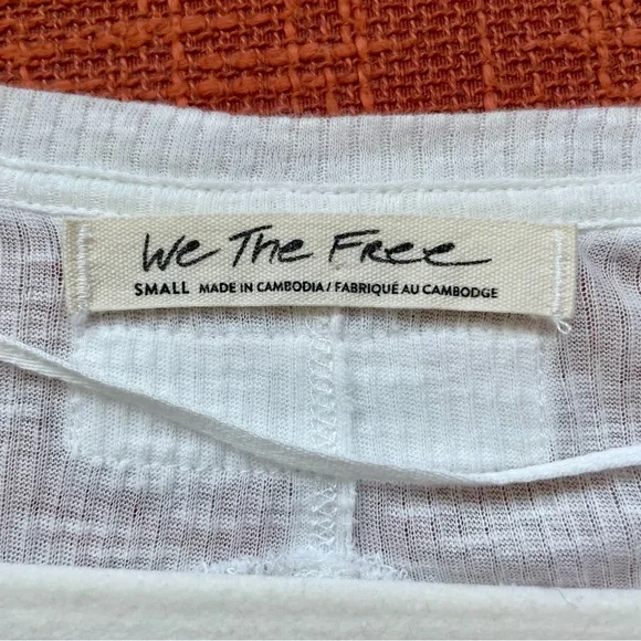 Free People We The Free White High Low Henley Tunic In White Size S EUC - Picture 3 of 9